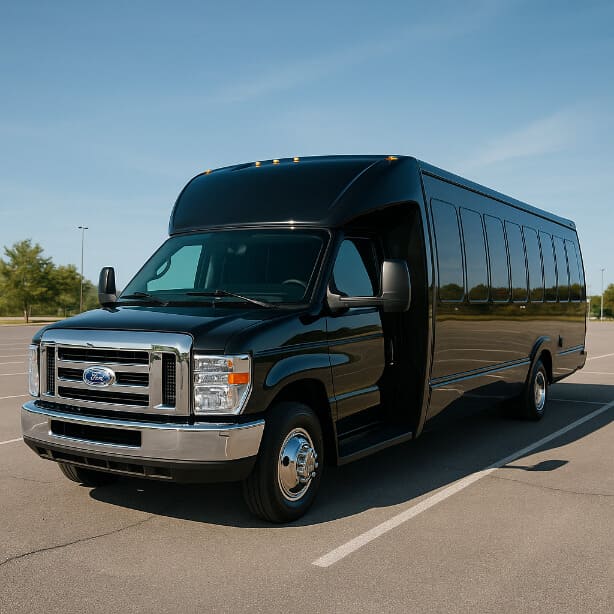 Detroit Coach Bus Service 18 Passenger Minibus