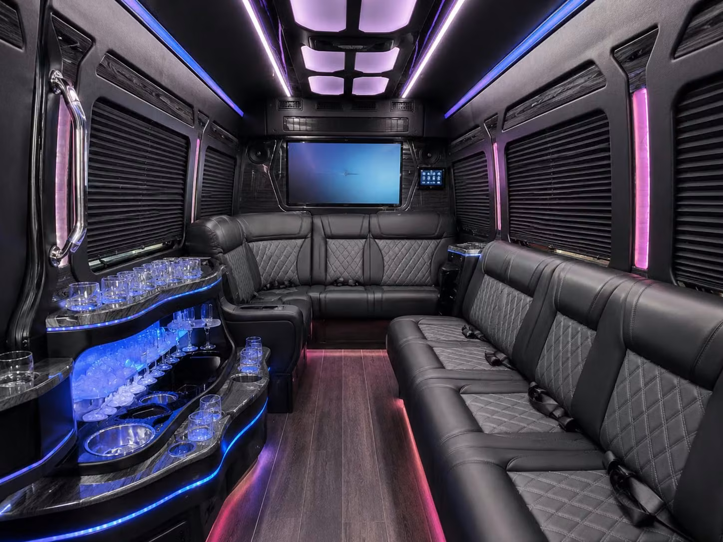 detroit concert and event bus rentals to pine knob fox theatre and more