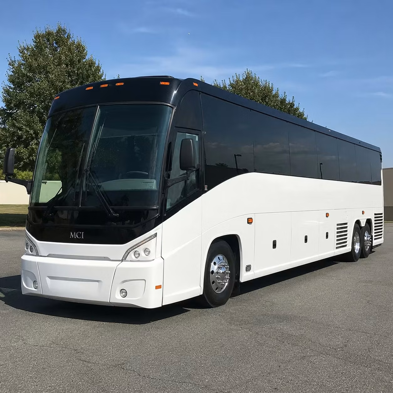 detroit groups heading to chicago columbus and beyond deserve a better ride