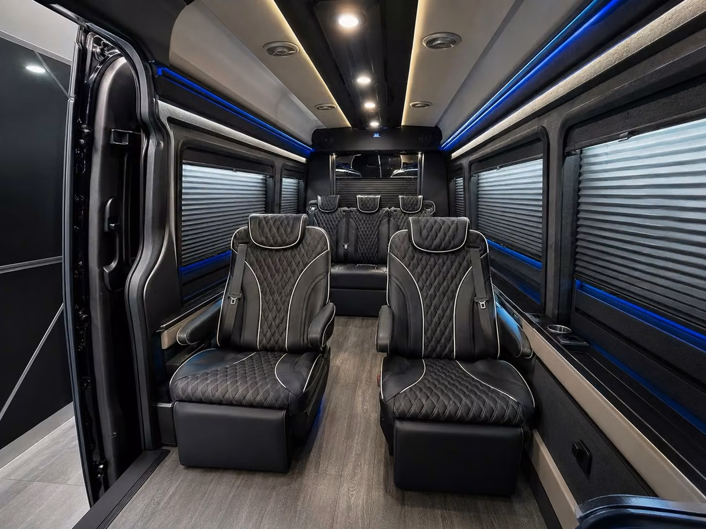 why a private airport shuttle bus beats every other option in detroit